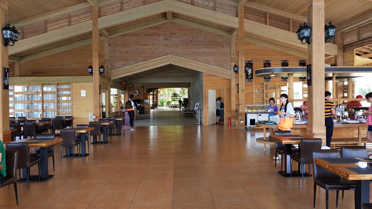 Island Paradise Resort Club Koror village Exterior foto