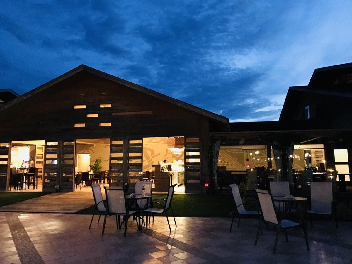 Island Paradise Resort Club Koror village Exterior foto
